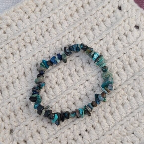 Chrysocolla Chip Bracelet | Natural Gemstone Stretch Boho Healing Jewelry - Picture 2 of 6